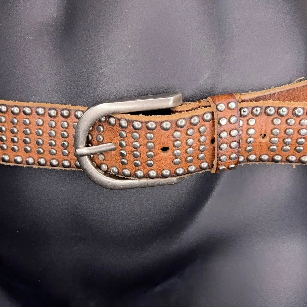 Vintage Medium Mens Fit Tan Brown Leather Studded Belt Y2K Western Biker